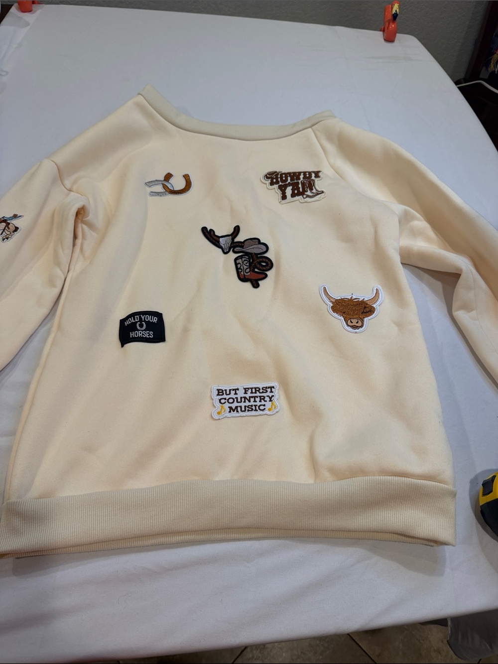2709100 Cream Embroidered Patch Crewneck Sweater loose fit unisex